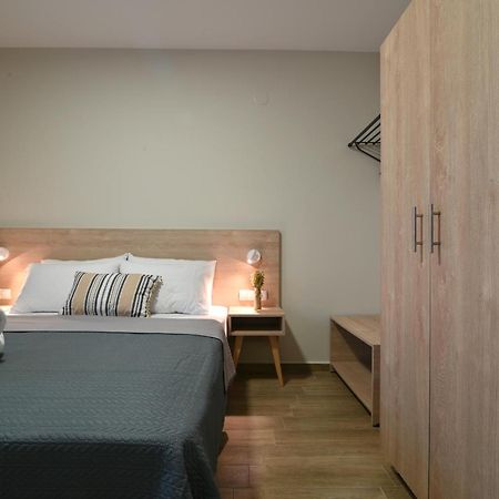 Niel Holiday Apartments, Panel Hospitality Homes & Villas Leptokarya  Esterno foto