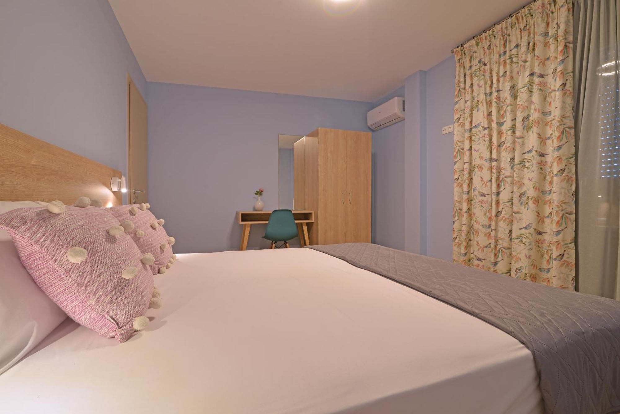 Niel Holiday Apartments, Panel Hospitality Homes & Villas Leptokarya  Esterno foto