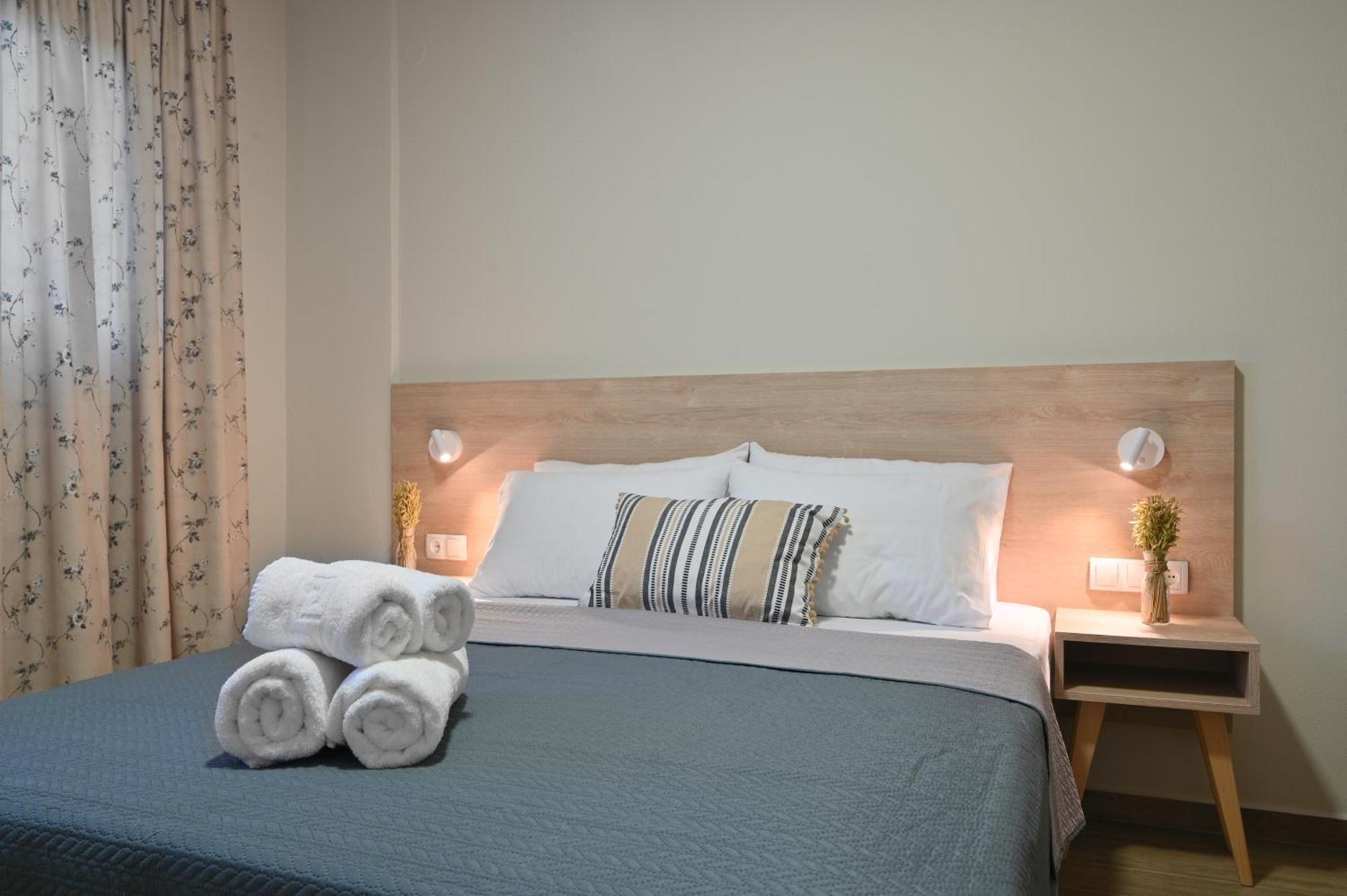 Niel Holiday Apartments, Panel Hospitality Homes & Villas Leptokarya  Esterno foto
